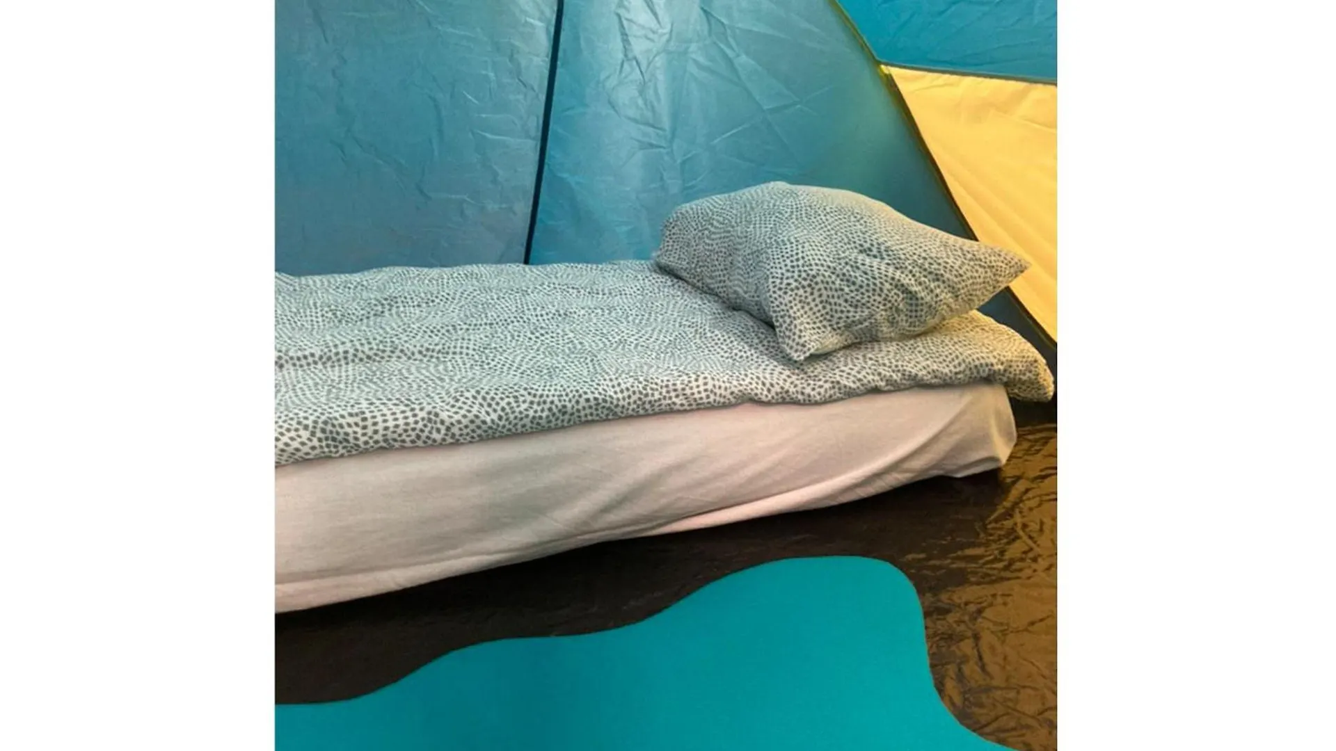 Indoor Camping Helsinki Hotel 0*,